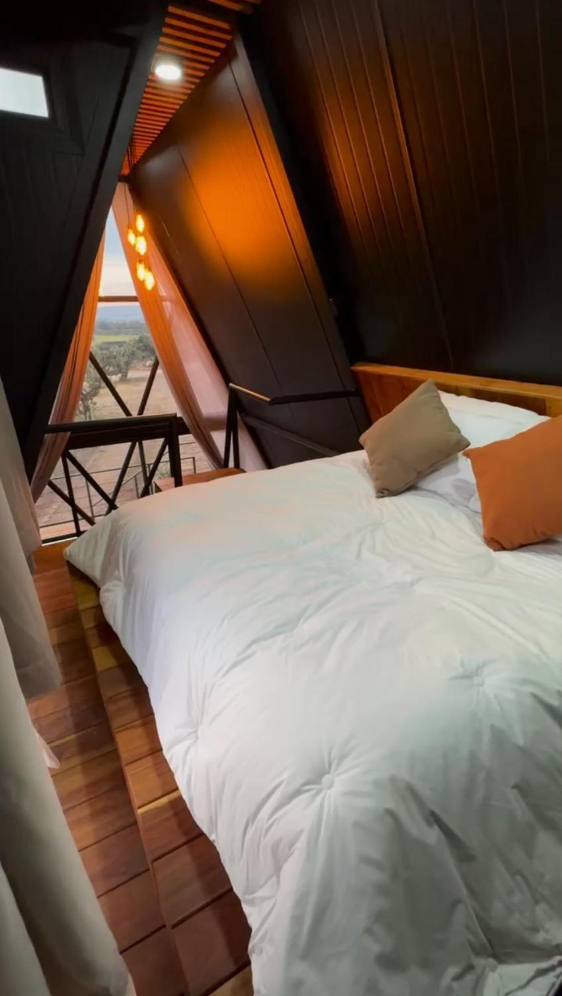Hotel Coyote Alcocer Kültér fotó